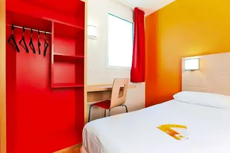 Hôtel Première Classe Caen Nord - Mémorial - 43