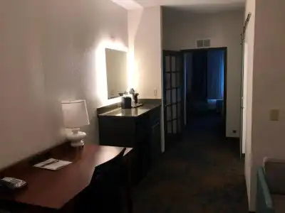 Best Western Erie Inn & Suites - 37