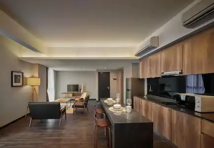 Tropics Eight Suites - 57