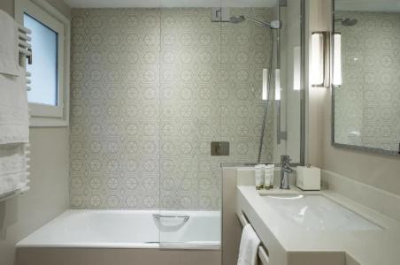 Hôtel Parc Saint Séverin - 111