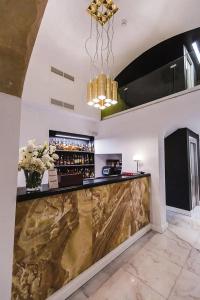 SU29 Boutique - 1