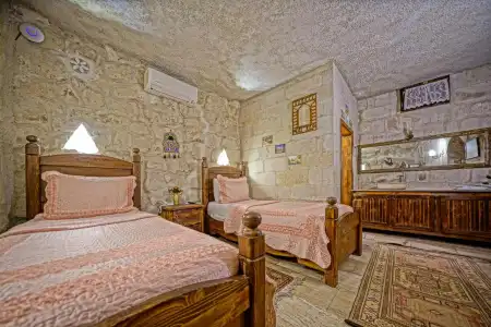 Maccan Cave - 23