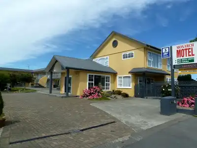 Monarch Motel - 18
