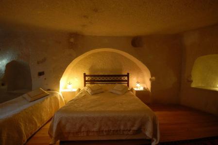 Elegance Cave Suites - 9