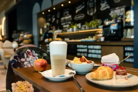 Motel One Dresden Am Zwinger - 11