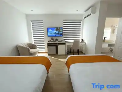 RHM Luxury And Suite - 42