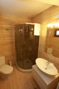 West Plaza - 9