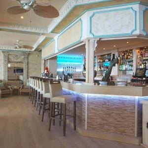Oceano Beach Club - 25