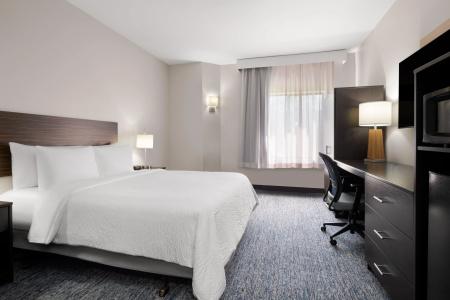 Garner Topeka West by IHG - 20