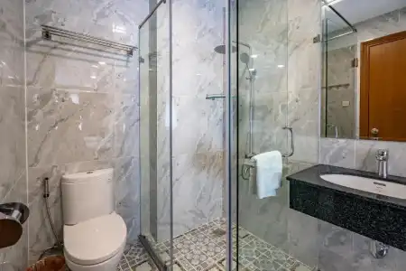 Emerald Central - 8
