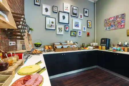 Best Western Melbourne City - 14