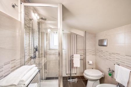 La Gaura Guest House - 30