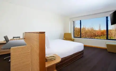 Crowne Plaza Canberra, an IHG - 48