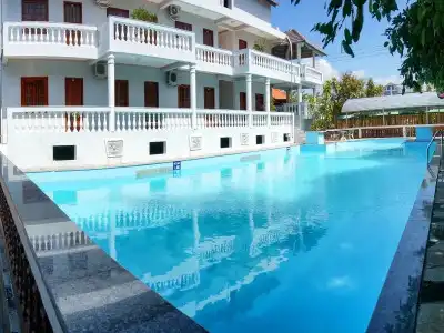 Song Lam Gold Resort - 9