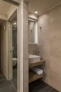 Bio Suites - 104