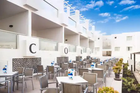 Aequora Lanzarote Suites - 28