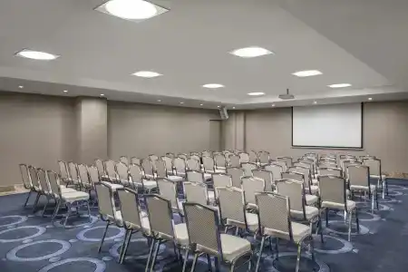 DoubleTree by Hilton Istanbul Gayrettepe - 15