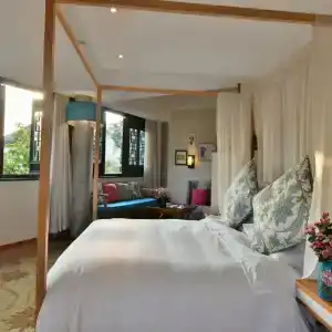 Blossom Hill Inn · Shantang - 85