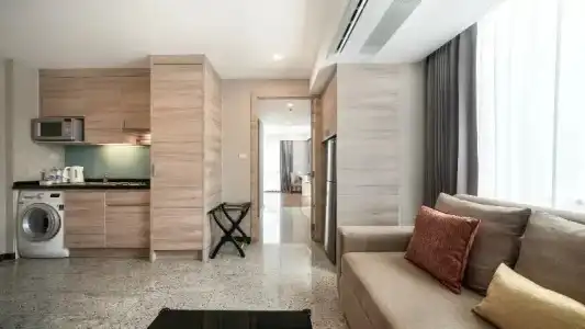 Adelphi Suites Bangkok - 85