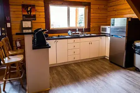 Glacier House Resort - 37