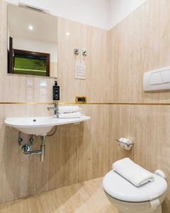 Palazzo Lion Morosini - Check in Presso Locanda Ai Santi Apostoli - 46