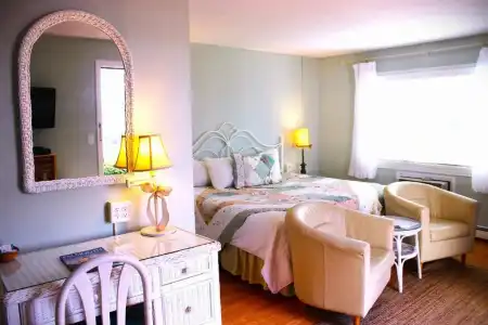 Red Horse Inn - 11
