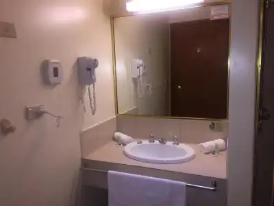 St Georges Motor Inn - 91