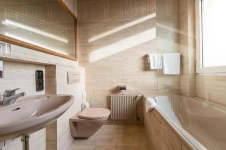 AAAAwelt Kübler - 22