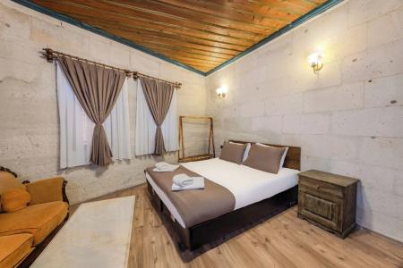 Kayatas Cave Suites - 20