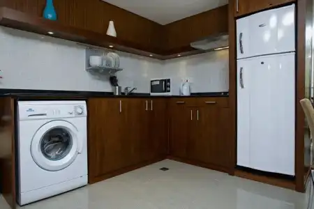 Phoenix Plaza Apartments - 20
