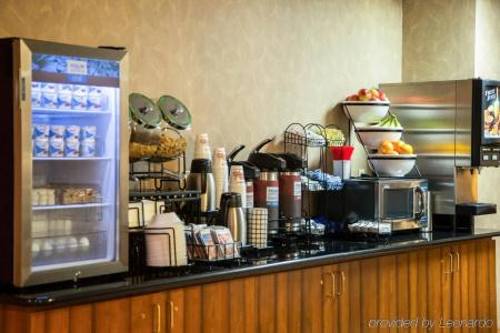 Wingate by Wyndham Anchorage Downtown/Ship Creek - 10