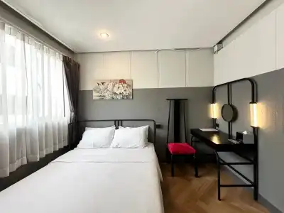 Talakkia Boutique - 43