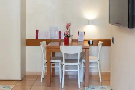 Vittoria Guest House - Salerno - 40