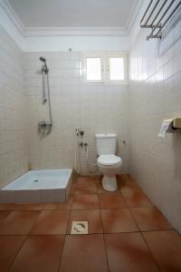 Stonetown View Inn - 41