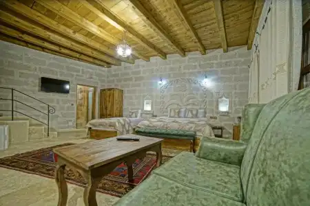 Risus Cave Suites - 31