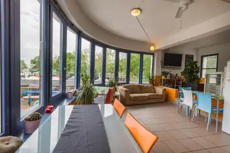 Island Hostel - Adults only - 36