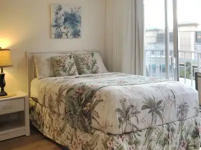 Tropical Studios at Marine Surf Waikiki - 3