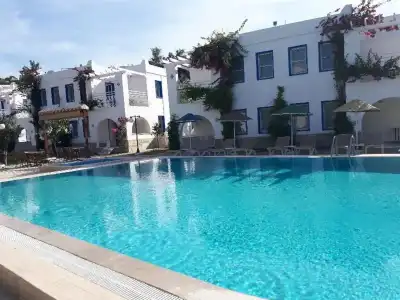 Paradise Apart - 5