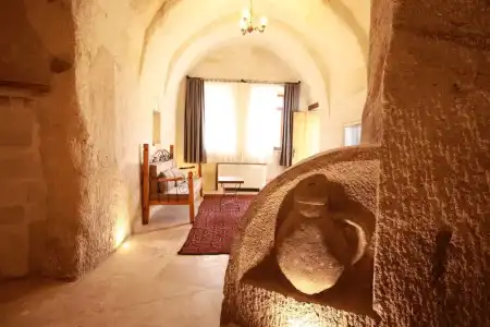 Sarnich Cave Suites - 192