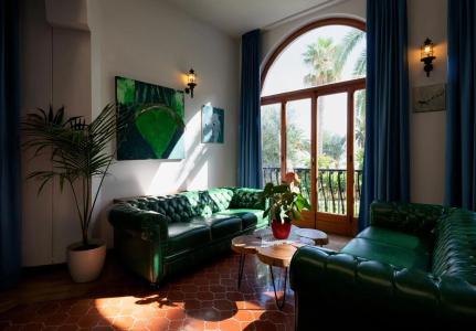 Grand Excelsior - 27
