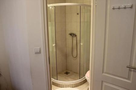 Omega Guesthouse Budapest - 41