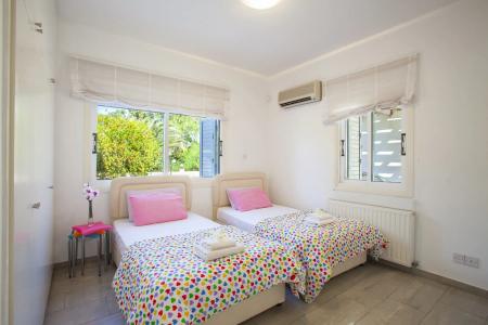 Meneou Beachfront Villa Sunset - 3