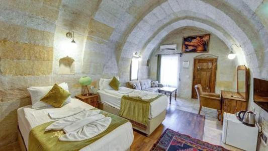Elegance Cave Suites - 65