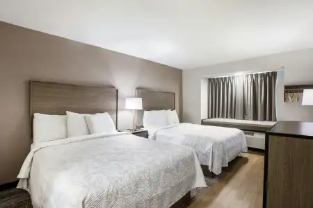 Red Roof Inn PLUS+ & Suites Savannah - I-95 - 29