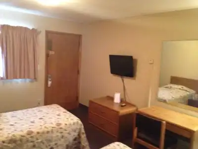 Ray Mar Motel - 6