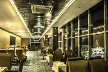 Puteri Wing, Riverside Majestic - 23
