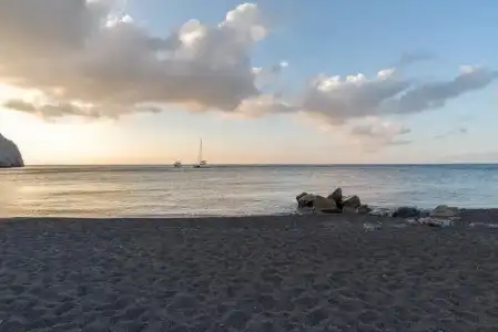 Porto Perissa - 12