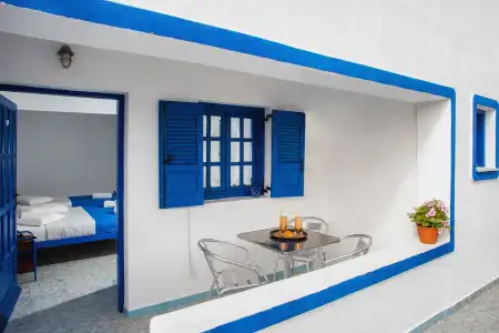 Roula Villa Studios & Apartments - 53