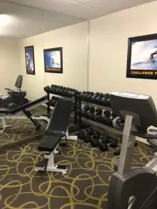 Comfort & Suites - 20