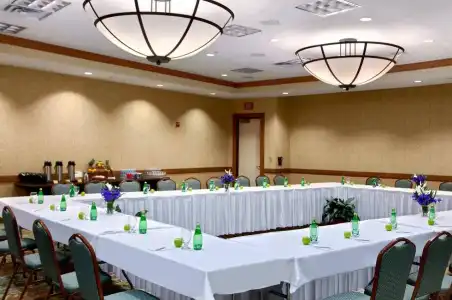 Hilton Austin Airport - 25